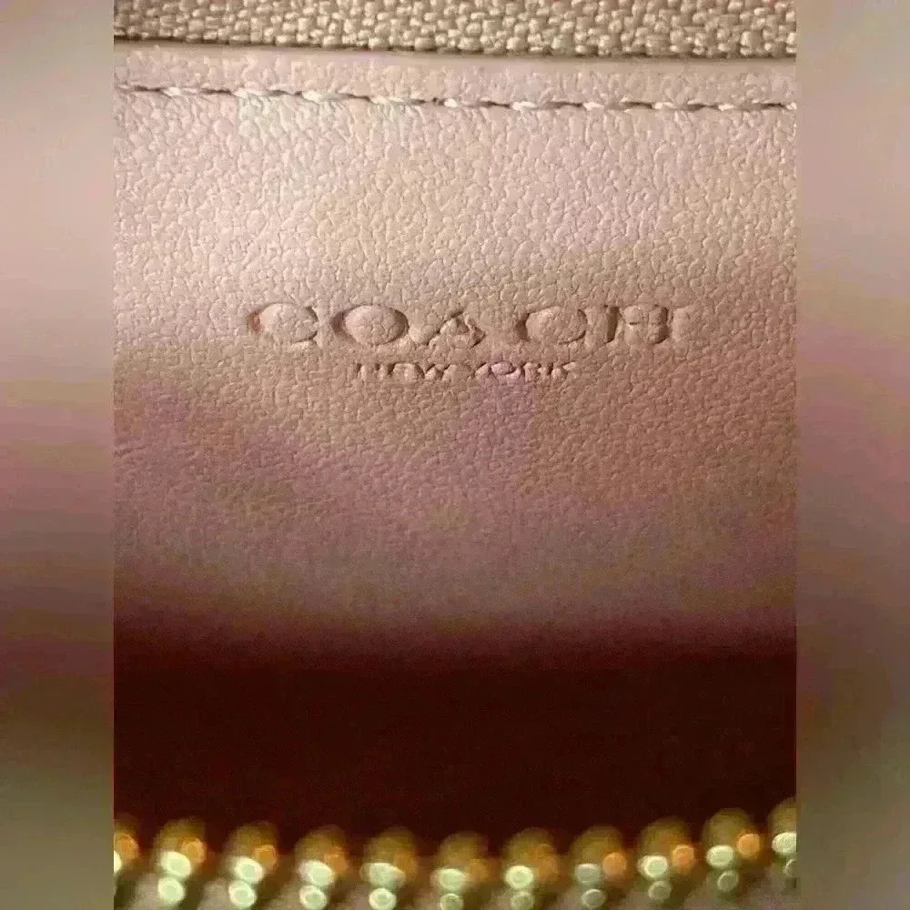 COACH Signature Zip Card Case in Mahogany/Shell Pink 3”X4” - Picture 7 of 8